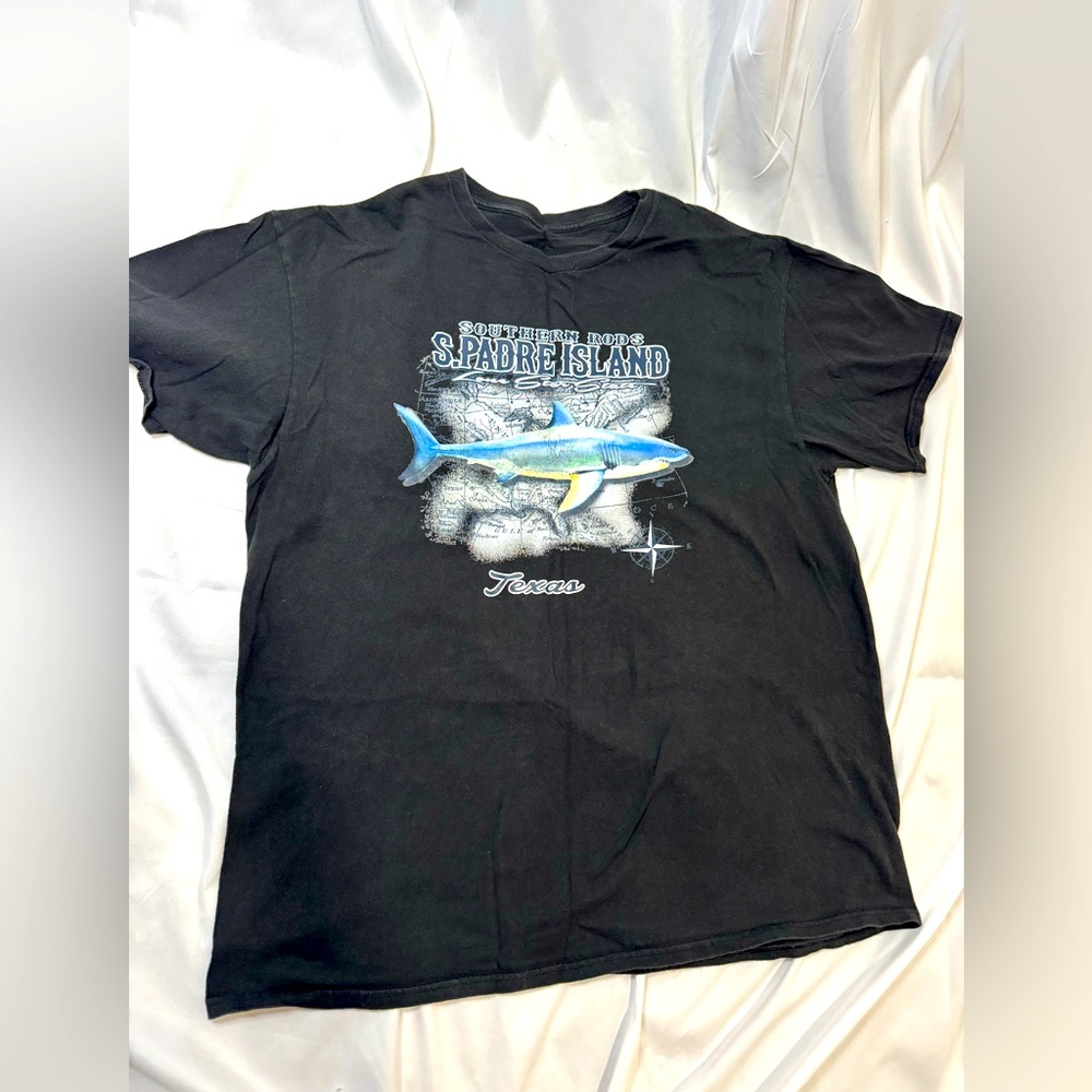 Black South Padre, TX graphic tee 
Men's size medium/lg